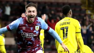 Championship goals and round-up: Burnley extend lead after late drama