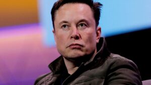 Elon Musk sets more in-office requirements at Twitter, threatens lax managers