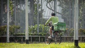 Grab, Gojek are 'supportive' of Singapore's move to expand job protection for gig workers