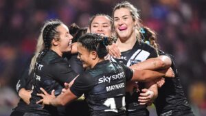 Women's Rugby League World Cup: England suffer 20-6 defeat by New Zealand in semi-final
