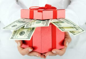 Biglaw Firm Carves Out Extra Bonus Cash For 'Exceptional' Associates - Above the Law
