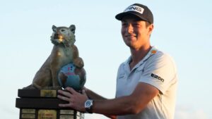 Hero World Challenge: Viktor Hovland holds off Scottie Scheffler to clinch PGA Tour title again