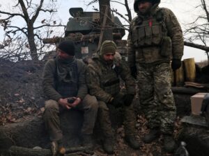 US intelligence expects slower pace of Ukraine war to continue